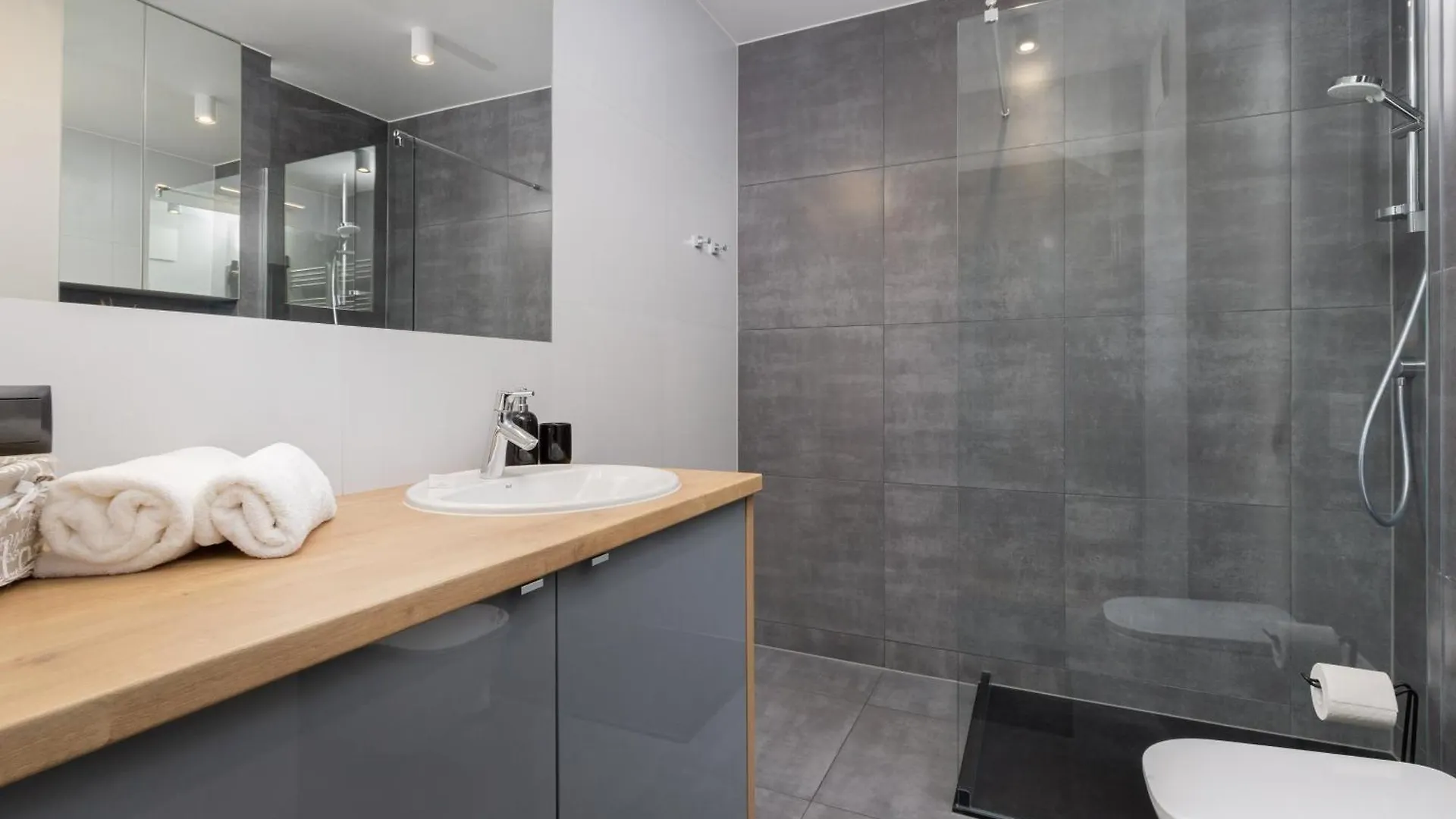 Apartament Przystan Letnica By Noclegi Renters Gdansk